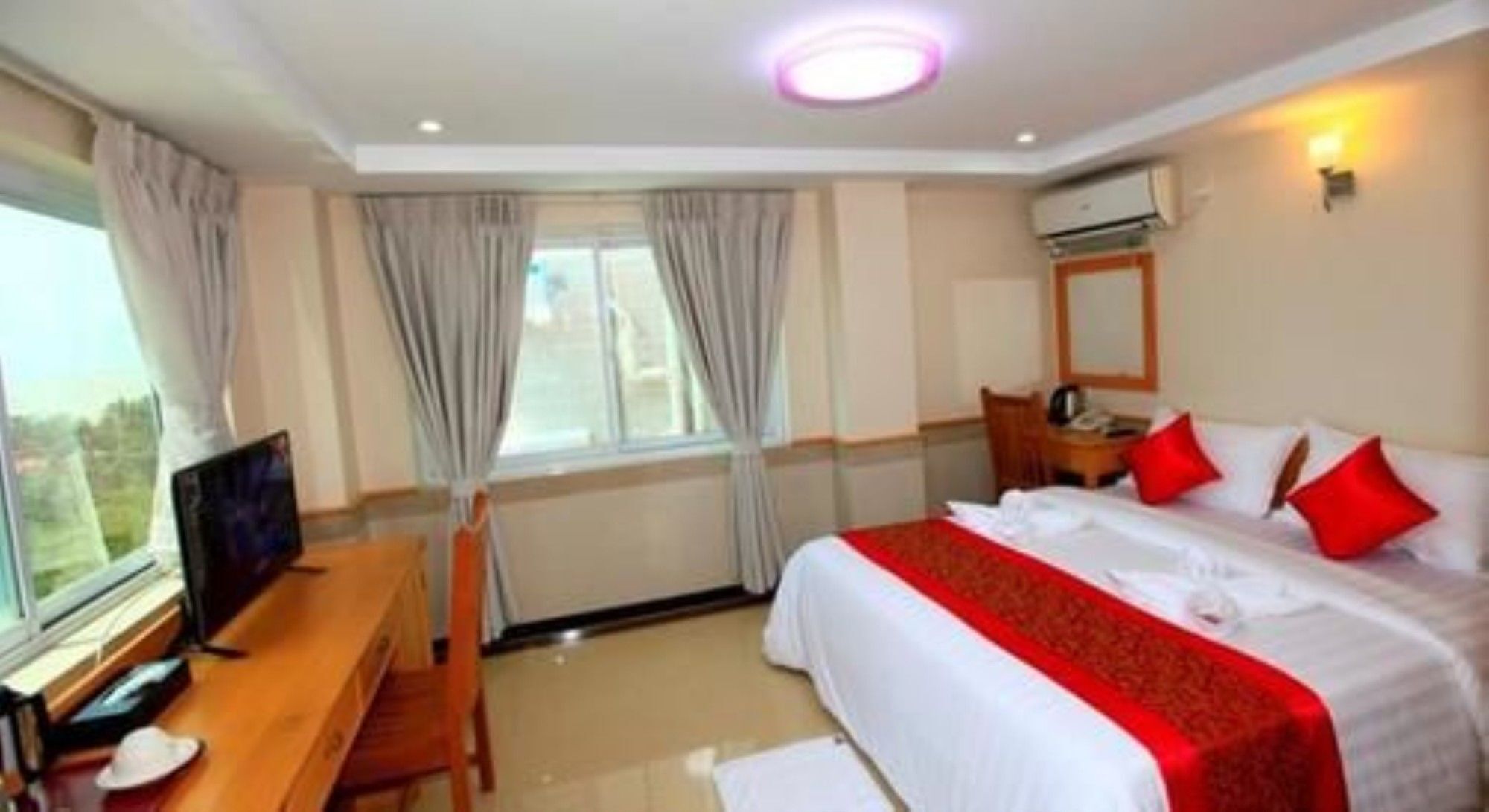 Hotel Novel Γιανγκόν Εξωτερικό φωτογραφία