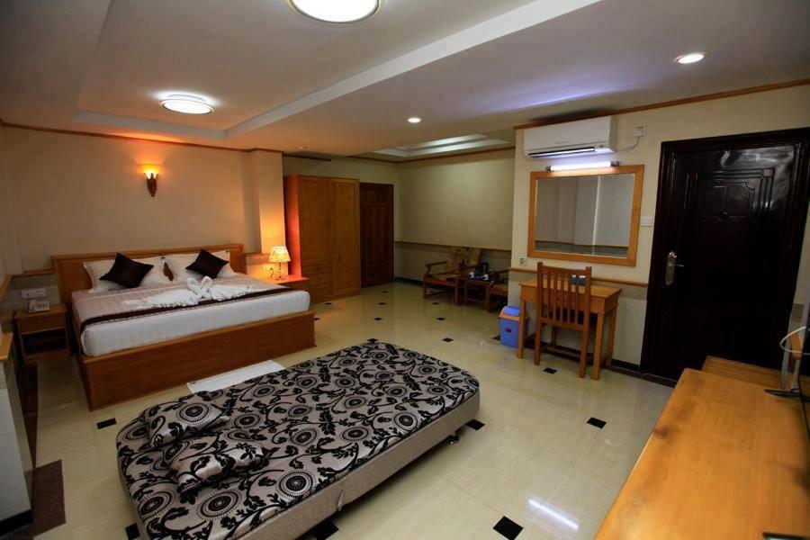Hotel Novel Γιανγκόν Εξωτερικό φωτογραφία